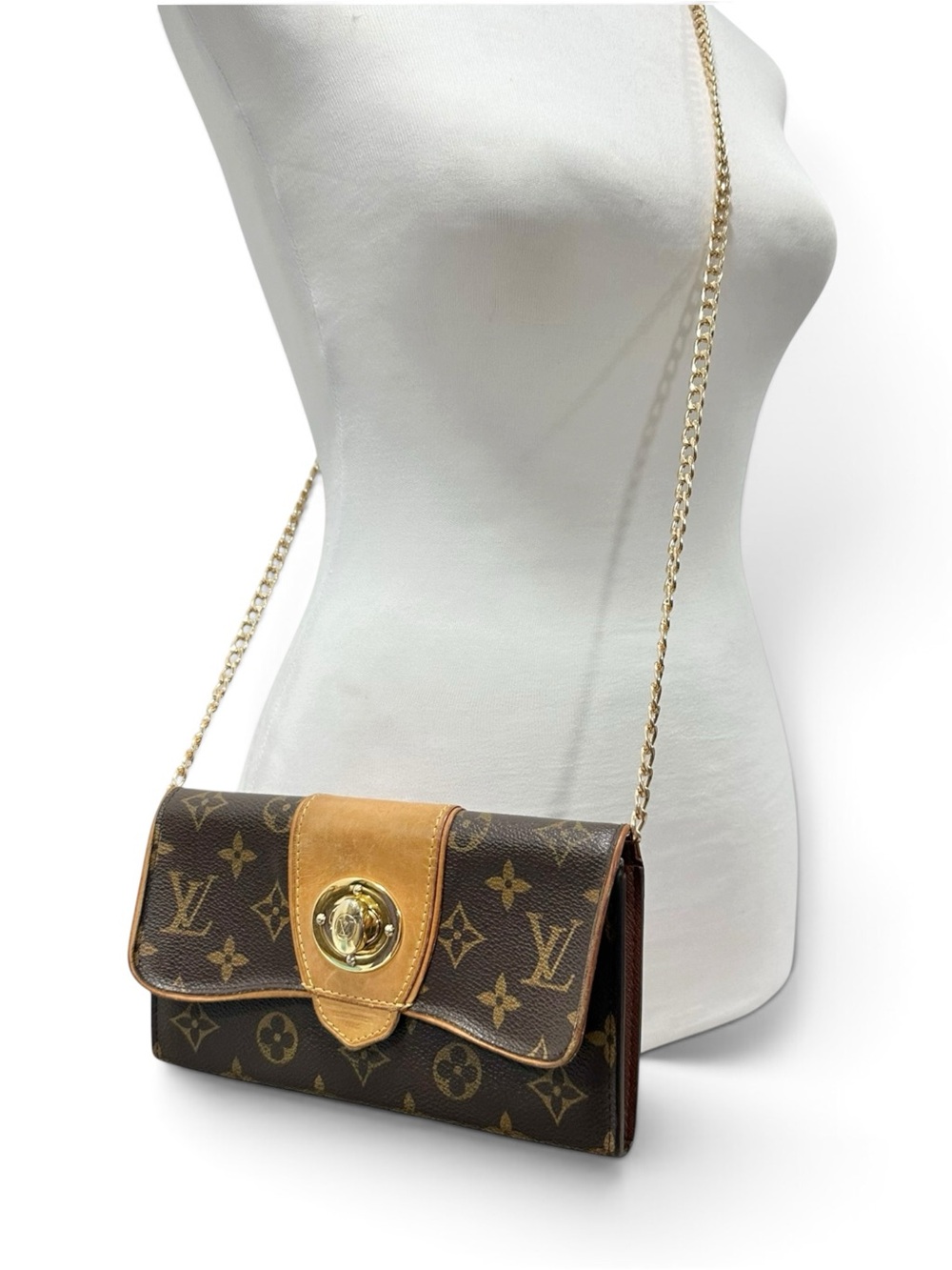 Louis Vuitton Monogram & Vachetta Leather Boetie Bowtie Sarah Wallet on Chain